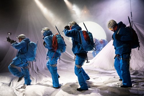 La Montagne cachée d'après « Le Mont analogue » de René Daumal